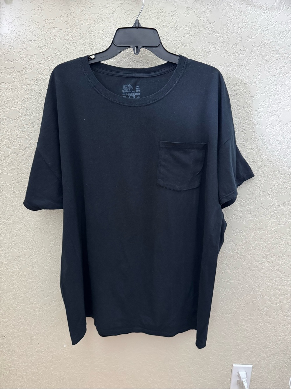 Fruit of the Loom Black Short Sleeve Pocket Tee - Men